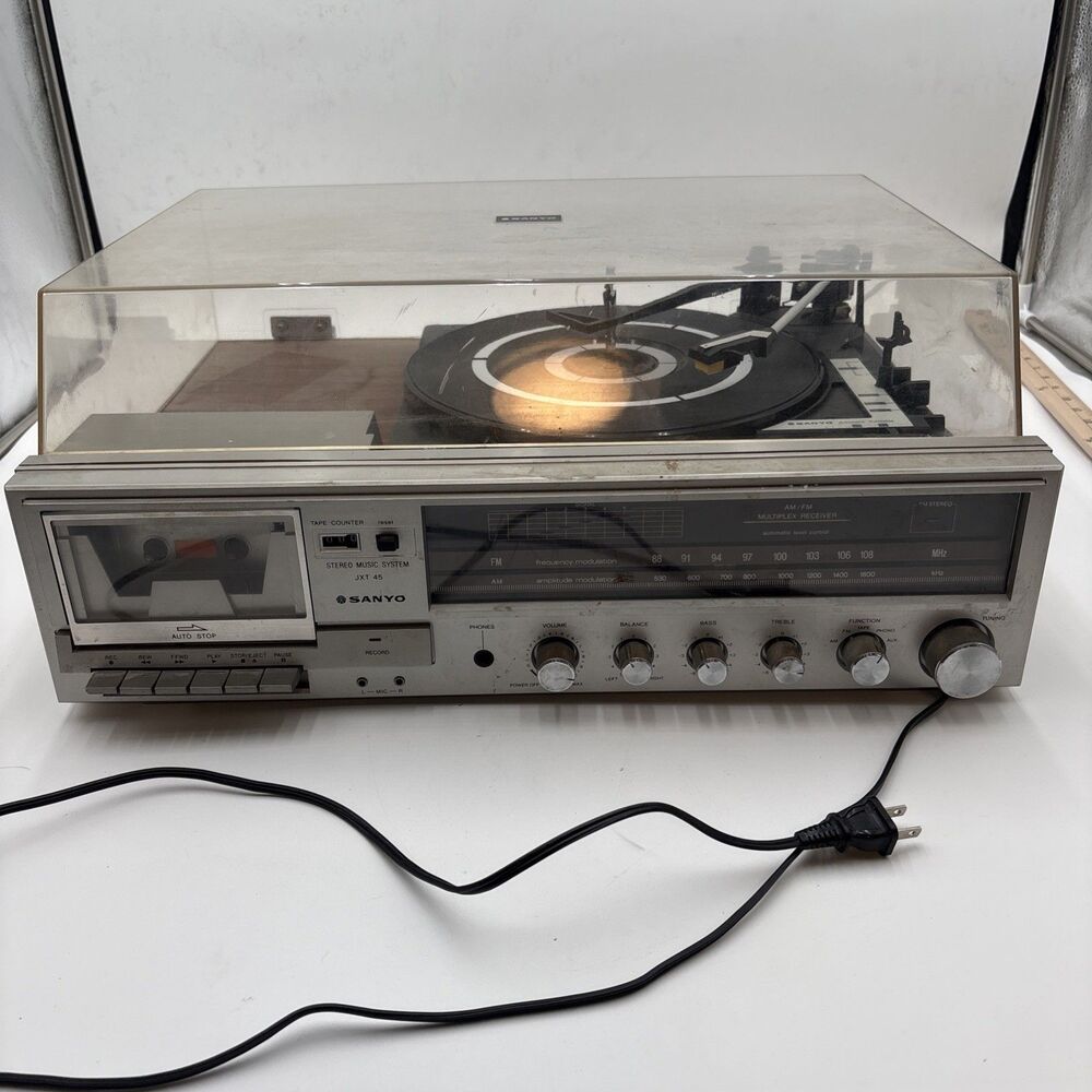 sanyo jxt 45 Partially Works- Tape Plays And Rewinds, Radio Tunes & Picks Signal